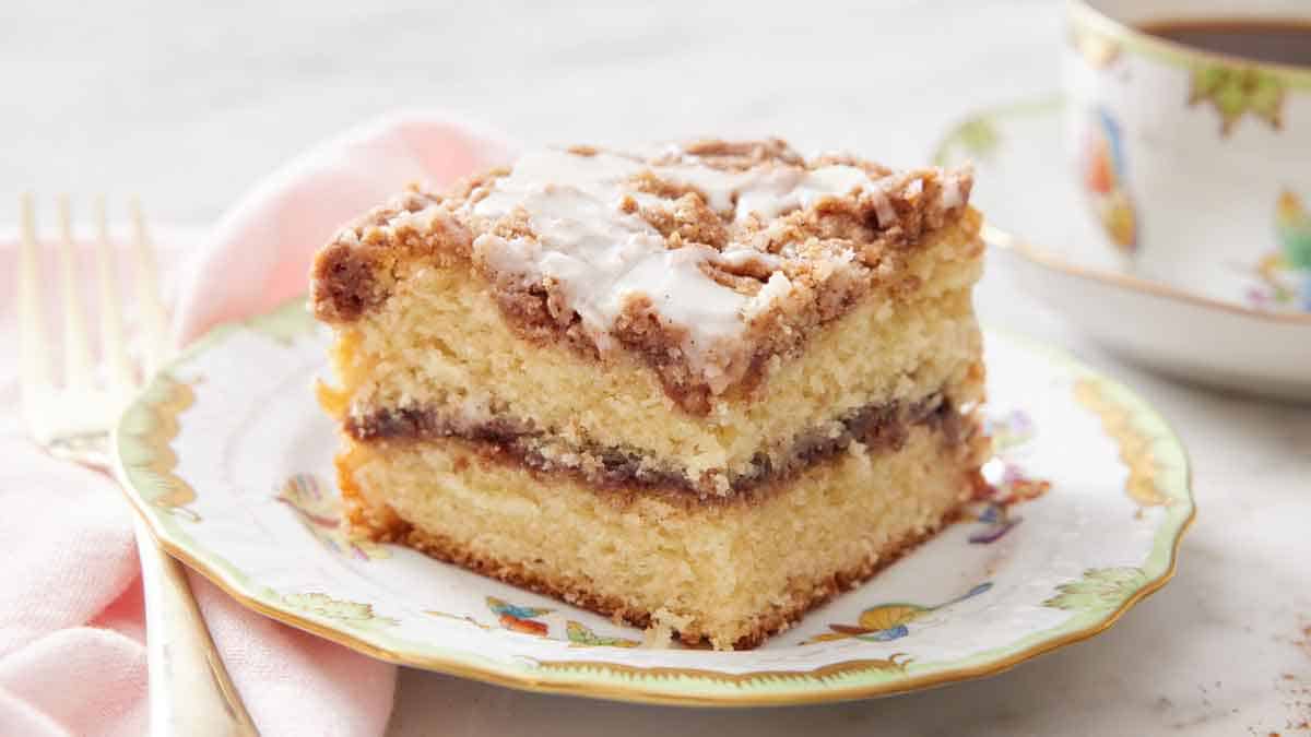 Classic Cinnamon Coffee Cake